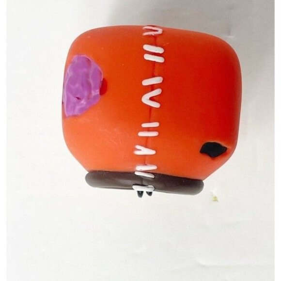 Funko Pop! South Park #05 Zombie Kenny Pre-Owned - Picture 5 of 6